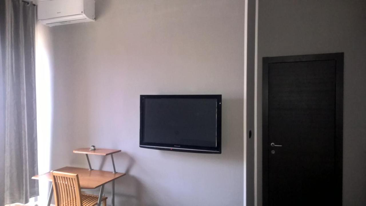 Aquarium Room Fish And Gastropods Turin Exterior photo